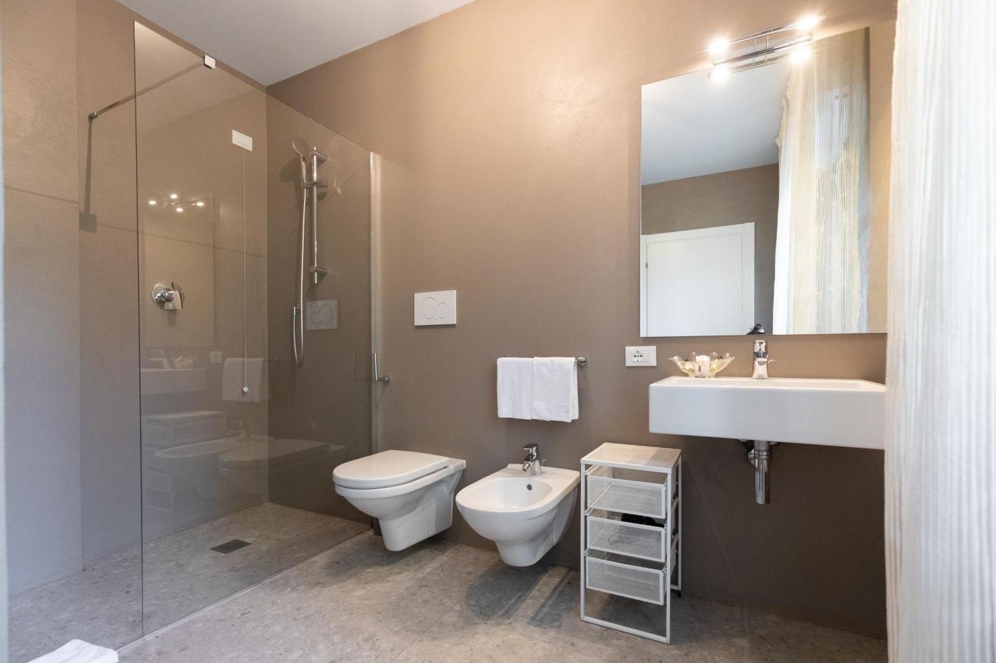 Hotel Villa Maria Сирмионе Экстерьер фото